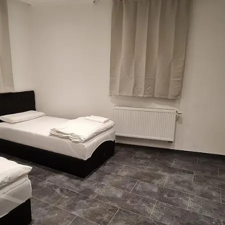 Rs Zimmervermietung Euskirchen Buitenkant foto
